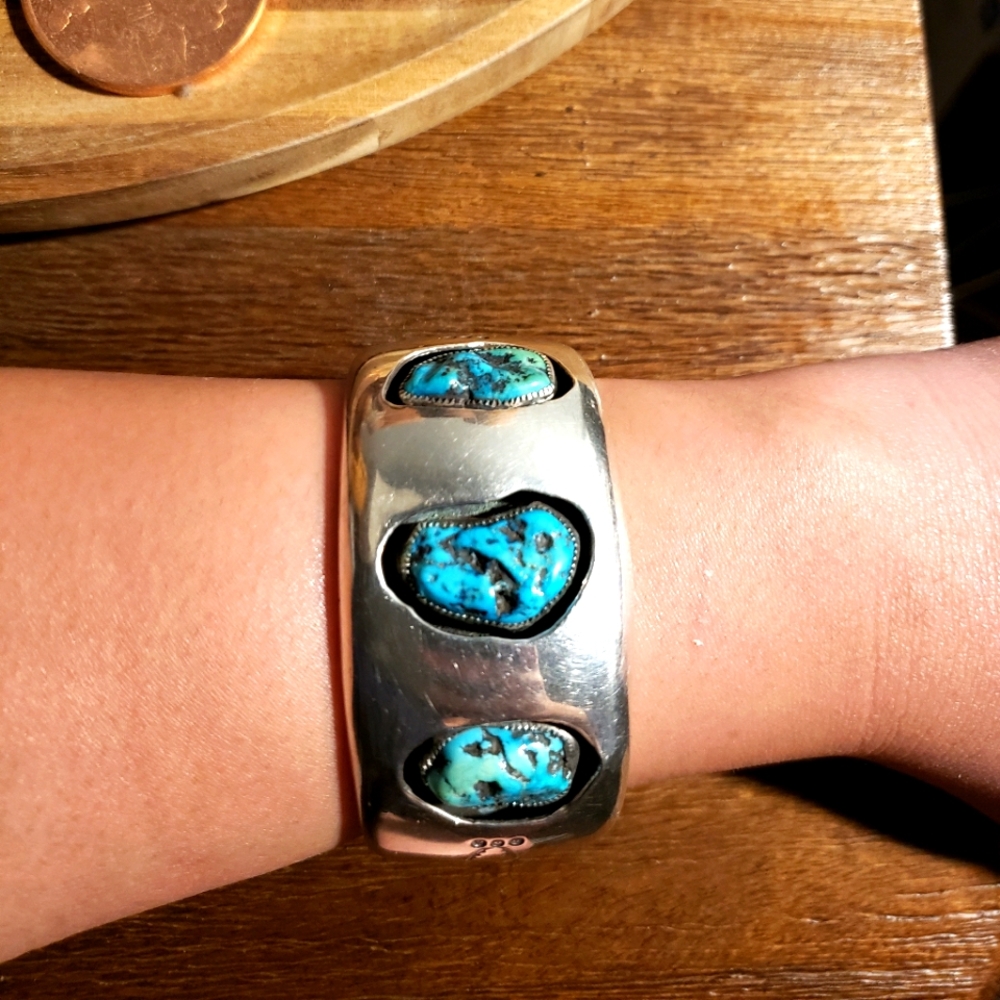Vintage Sterling Silver Turquoise Cuff Bracelet